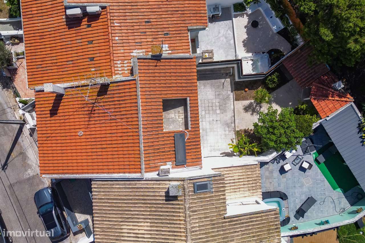 Moradia T2+1, em banda com Jardim, churrasqueira e garagem - Pau Gordo - Grande imagem: 3/45