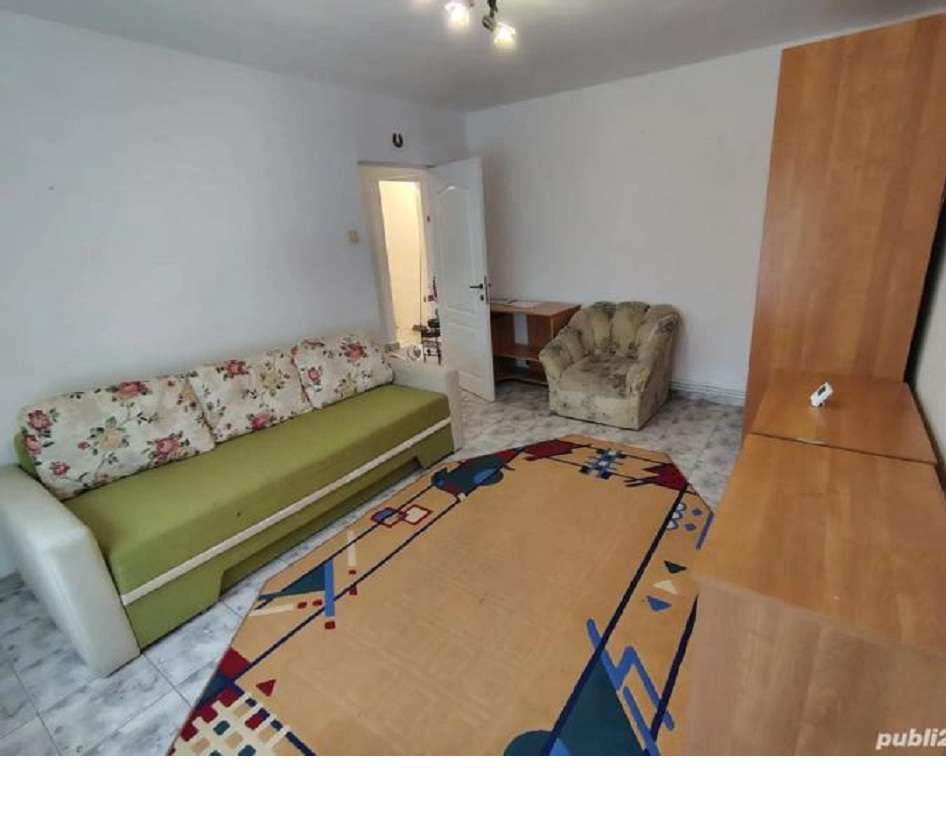 Apartament 3 camere,decomandat, etaj 3,Inel I-0