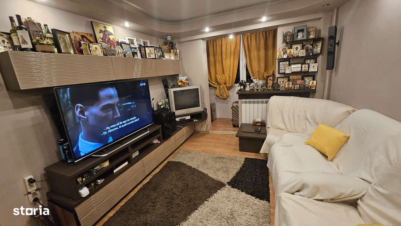 Vand Apartament 2 camere confort 2 decomandat,renovat, zona Lacul Tei