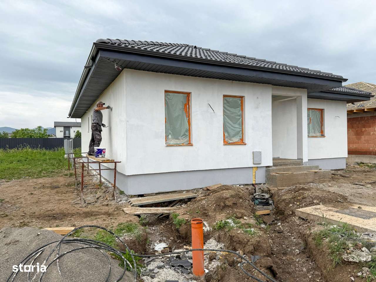 Casă individuală pe parter, Teren de 500 mp – Cartier Izvor - Imagine principală: 3/13