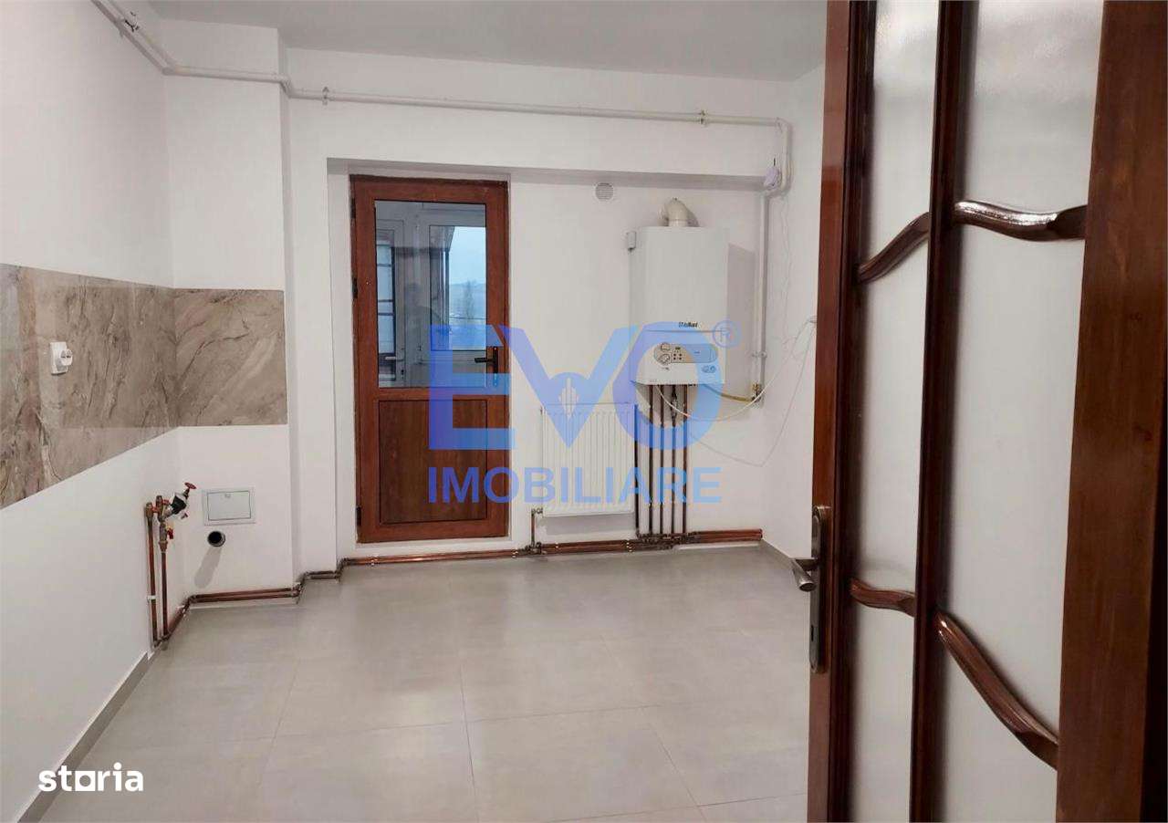 Apartament de vanzare, 3 camere, etaj 2, Pacurari, Iasi - Imagine principală: 3/8