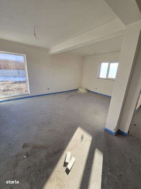 Duplex de vanzare, 4 camere, 120mp, 330mp teren, parcare,zona Chinteni - Imagine principală: 3/7