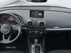Audi A3 Sportback 2.0 TDI Attraction S tronic - 10