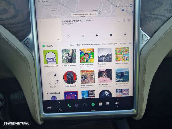 Tesla Model X 90D - 40