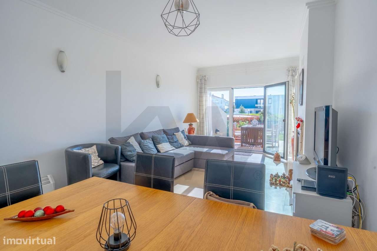 Moradia T3 em Condomínio c/ Piscina, Court Ténis e Vista Mar - Grande imagem: 3/51