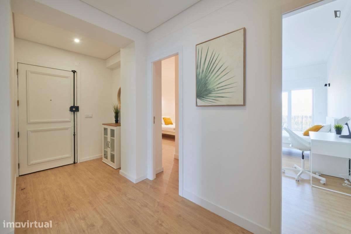 Quarto - localizado em Telheiras Lisbon - Grande imagem: 4/8