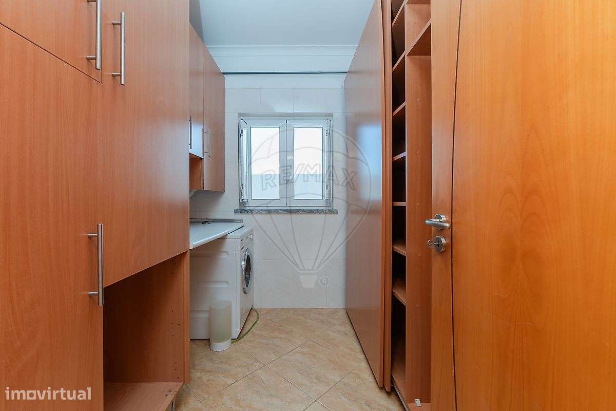 Moradia T4 para venda-17