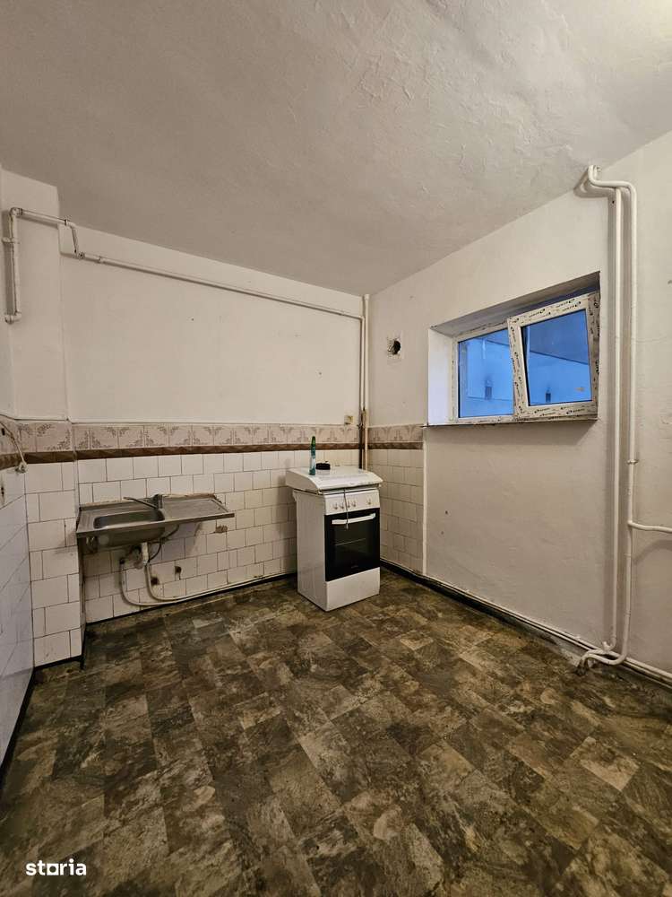 Oferta vanzare ap 3 cam Razboieni, cf 1, et 1, coaja, 72500 euro-9