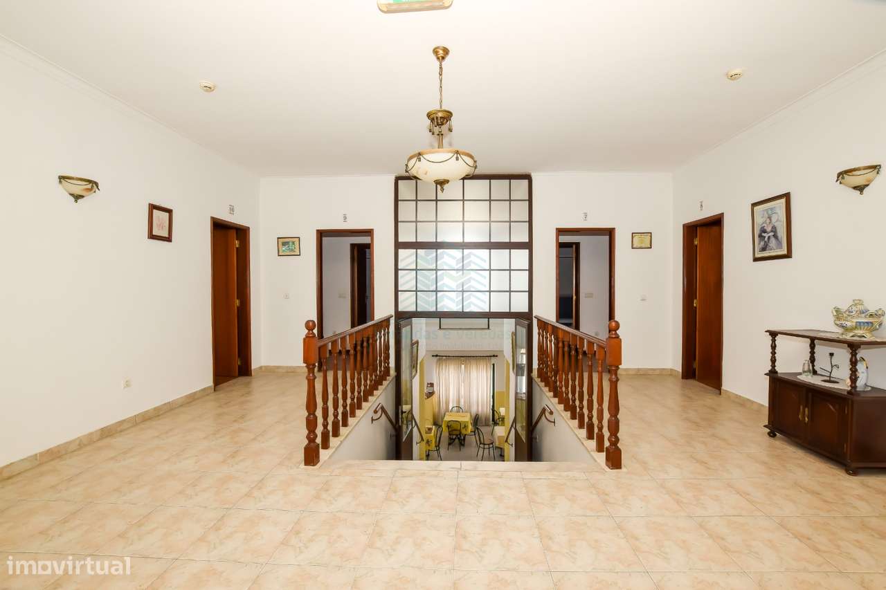 Residencial com 17 Quartos em Videla - Torres Novas-14