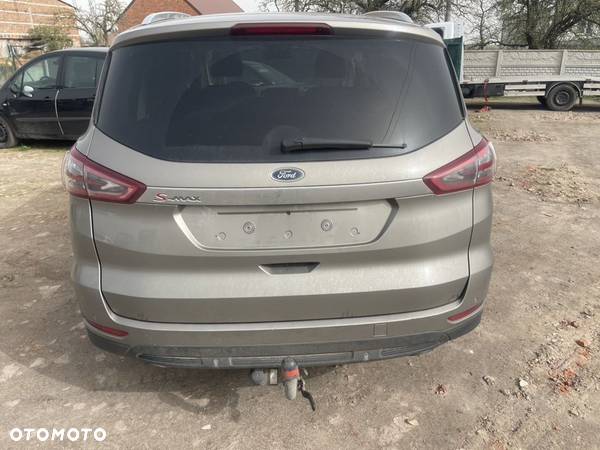 Ford S-Max 2.0 TDCi Titanium PowerShift - 7