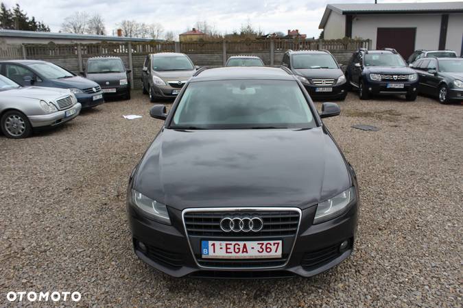 Audi A4 Avant 2.0 TDI DPF Attraction - 9