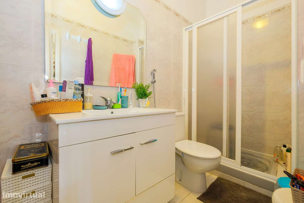 Apartamento T4 na Amora, Seixal-15