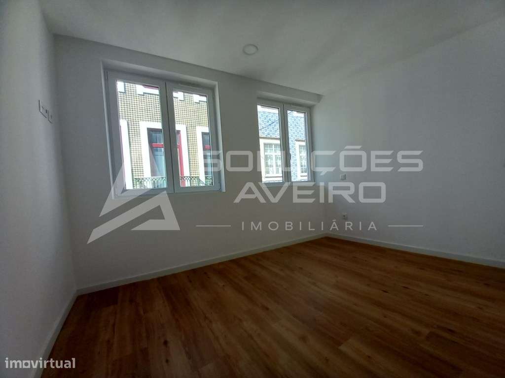 Apartamento T2 Duplex Novo - Centro de Aveiro-4