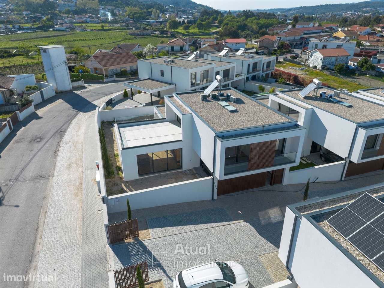 Moradia T3+1 Venda em Vizela (Santo Adrião),Vizela - Grande imagem: 2/50