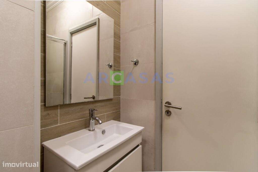 Andar moradia V3 com 2 garagens fechadas em São Cosme, Gondomar-10