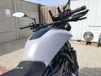 Yamaha MT - 28