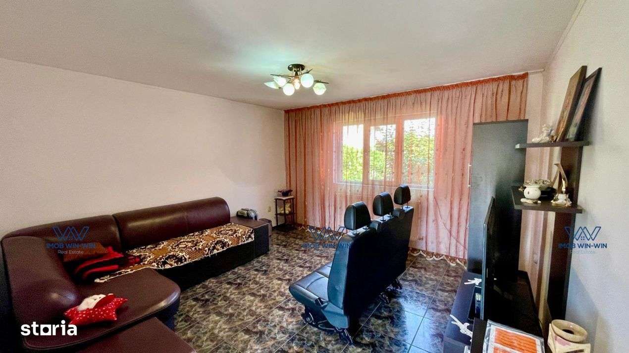 DE VANZARE – Casa in Bascov - Imagine principală: 5/18