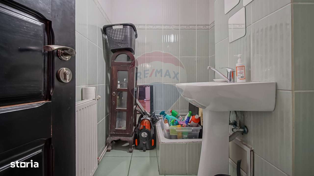 De vanzare 4 camere Racadau-zona Parcul Trandafirilor-10