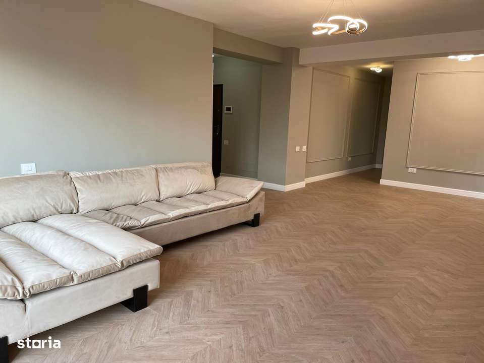 Apartament 4 camere-decomandat-zona Arcul de Triumf