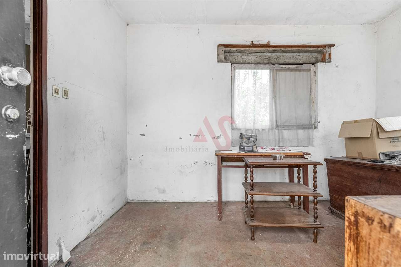 Moradia + terreno para construção em São João (Caldas de Vizela) - Grande imagem: 4/27