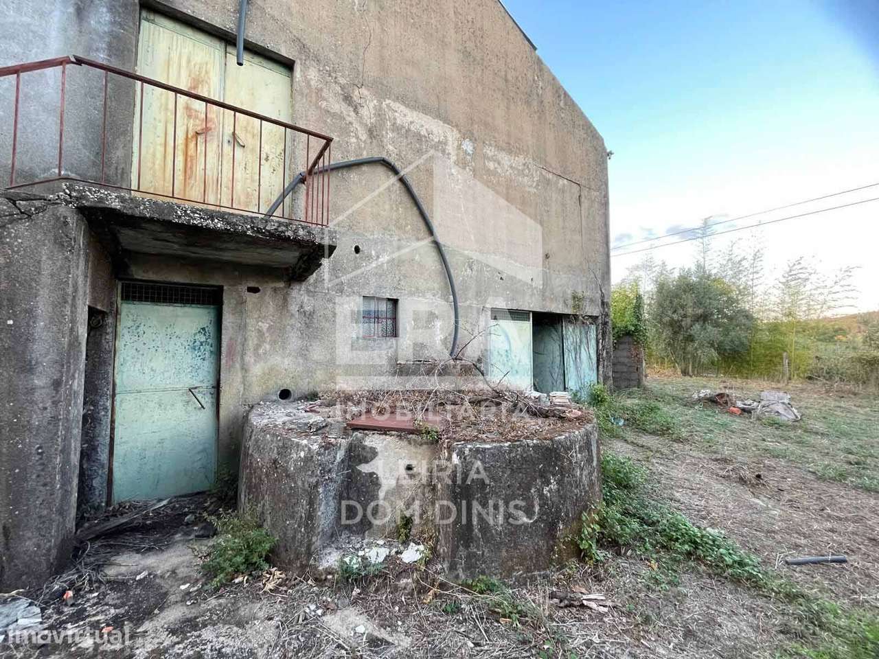 Moradia T3 em Ferreira do Zêzere implantada num terreno com 1000 m2-7