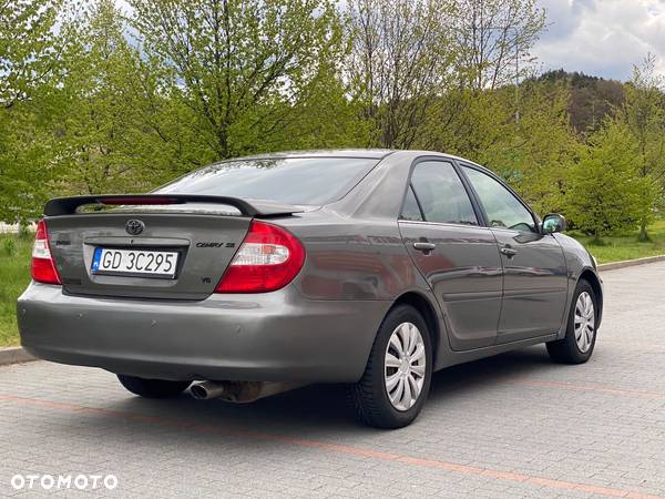 Toyota Camry 3.3 V6 SE - 2