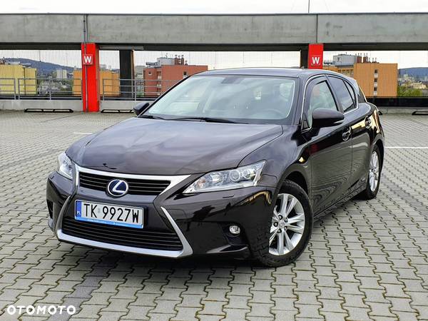 Lexus CT - 1