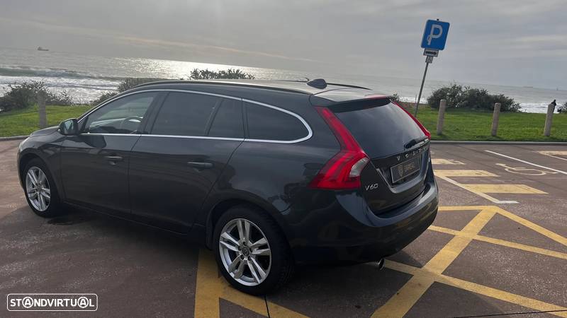 Volvo V60 1.6 D2 Drive Momentum Start/Stop - 13