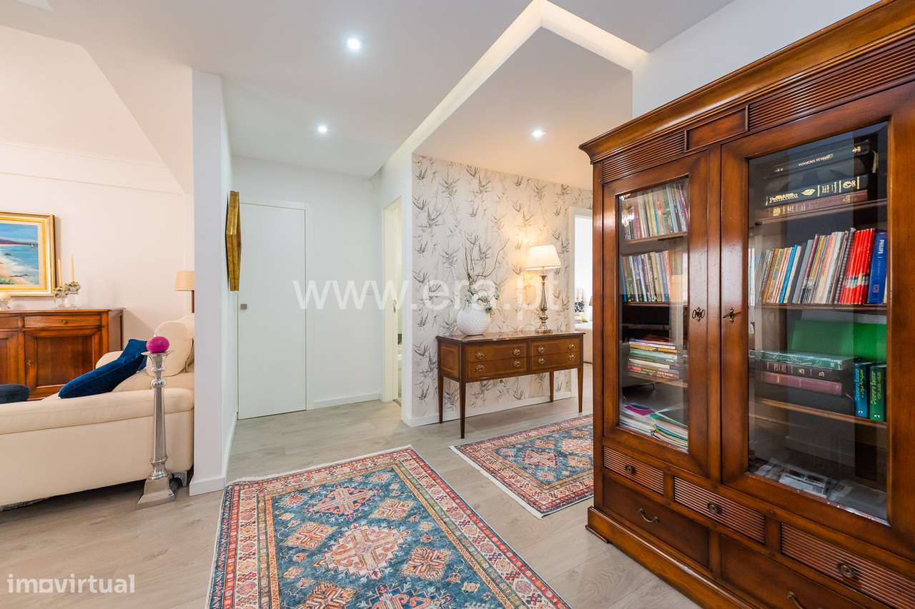 Apartamento T3 Remodelado - Transformado em T2-26