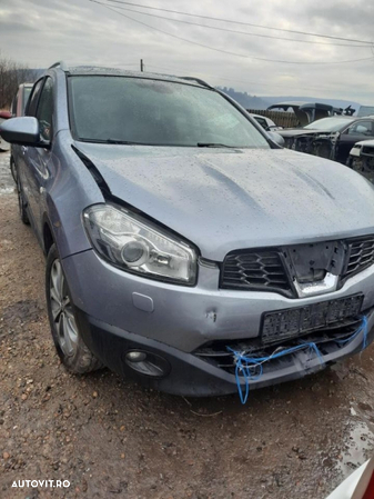 Dezmembrez Nissan Qashqai - 1