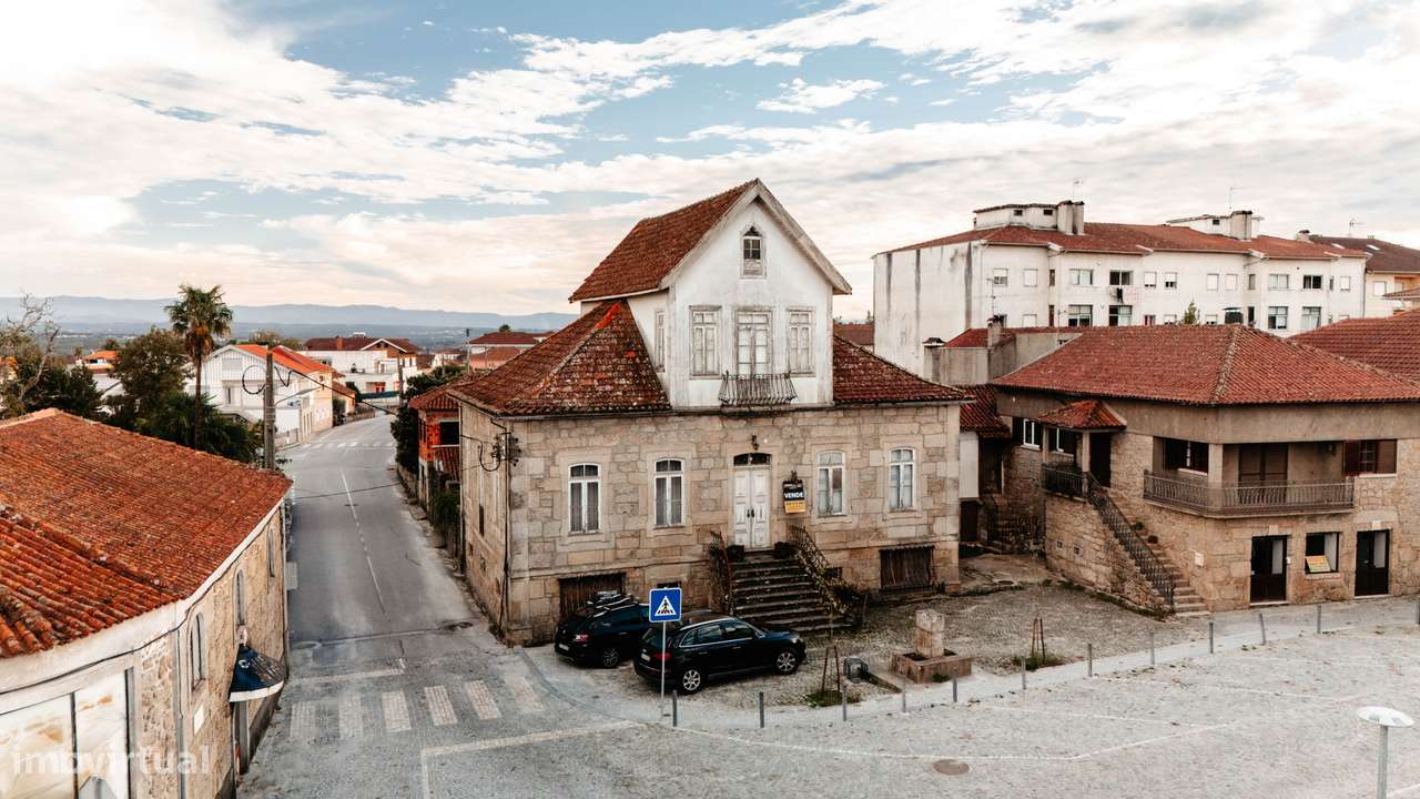 Imóvel com carácter e muito potencial de valorização.-52