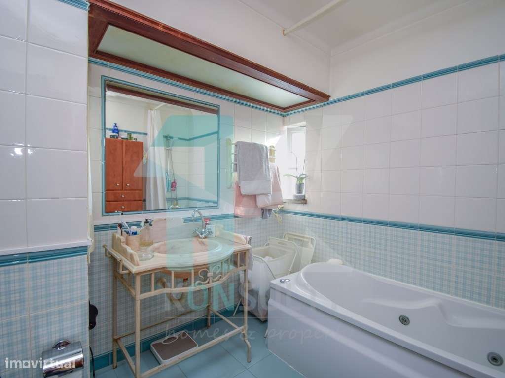 Moradia de charme a 5 minutos da Praia da Poça-33