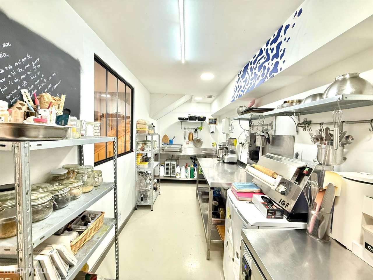 Espaço Comercial para Trespasse / Praça da República / Porto-12