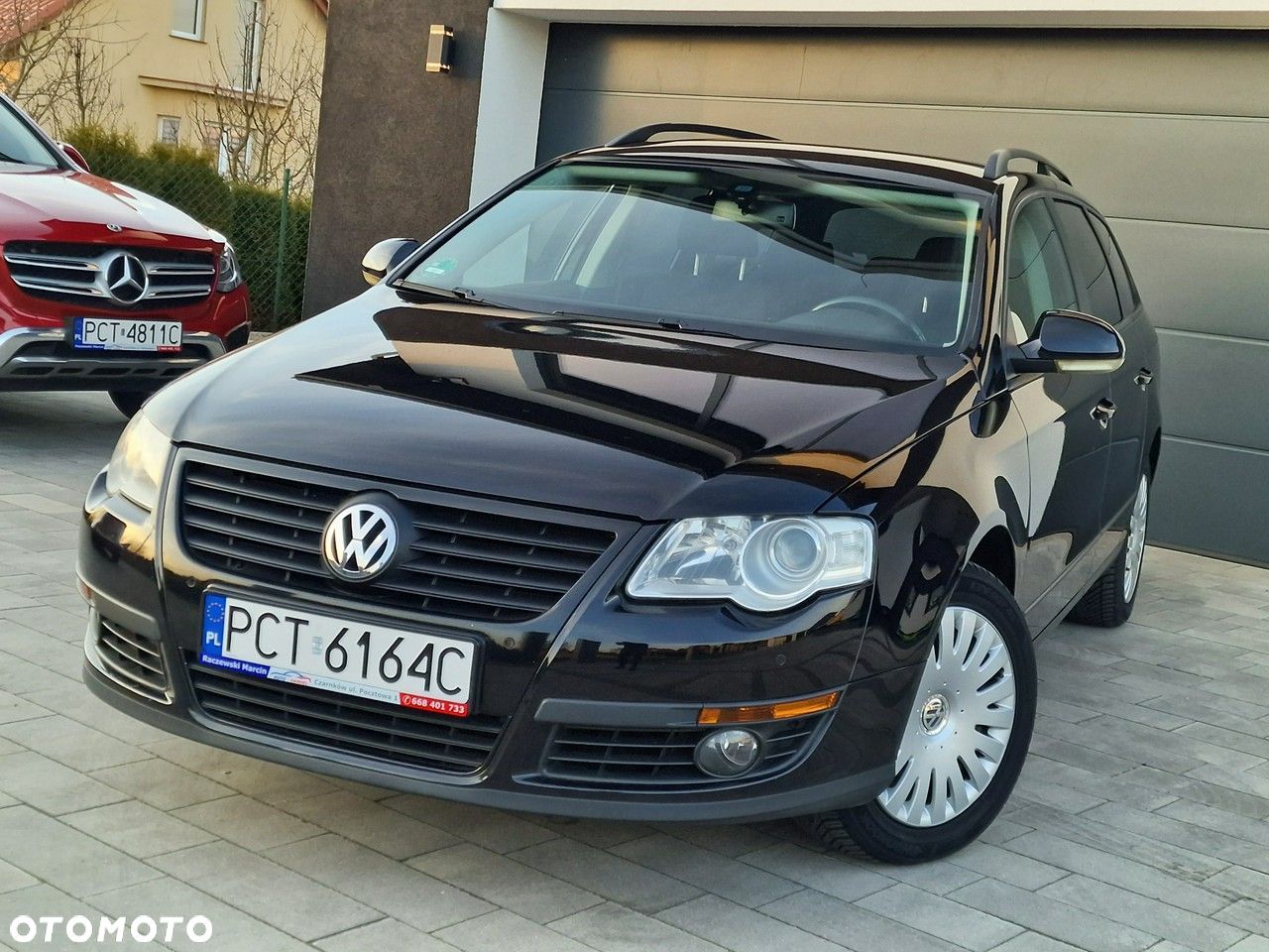 Volkswagen Passat - 1