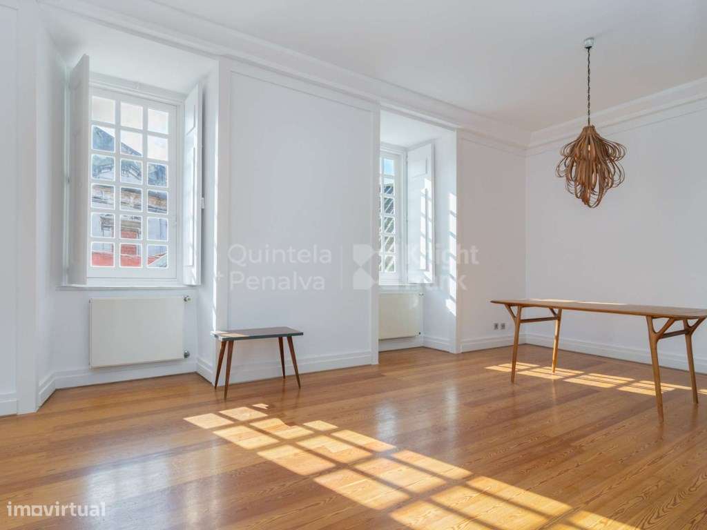 Apartamento T1 para arrendar no Convento dos Inglesinhos - Grande imagem: 4/25