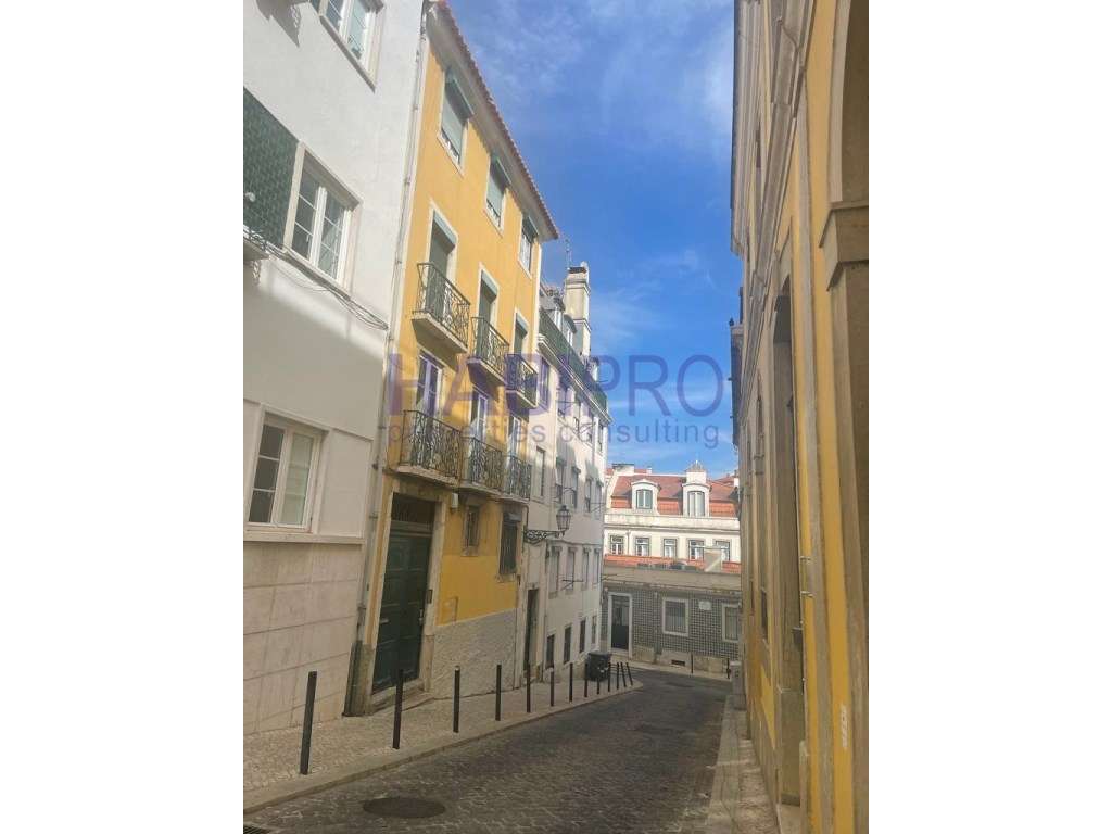 Santa Catarina apartamento T3 com terraço de 36 m2-12