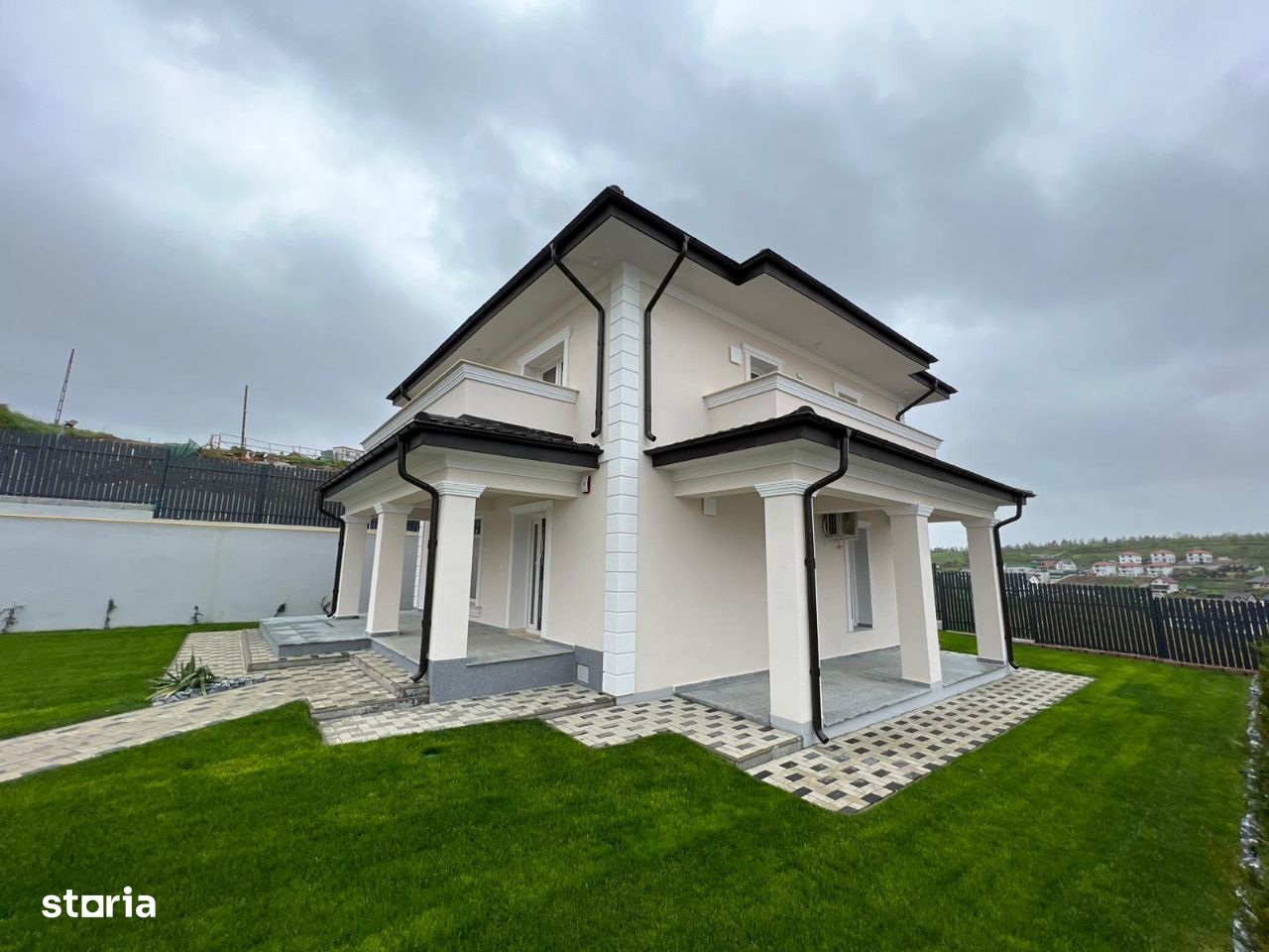 Vila smart home, zona exclusivista Cetatuia Residence