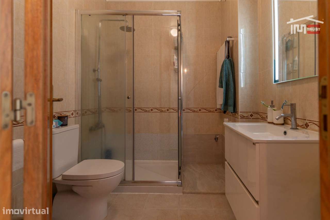 Excelente Apartamento T1 com terraço e garagem, Urbanização Pinhal ...-11