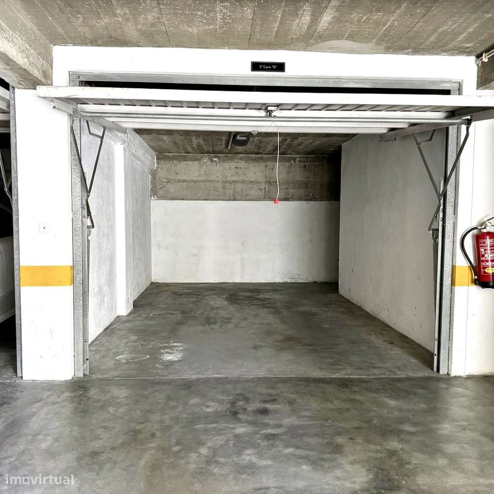 T3 Moderno com garagem fechada-17