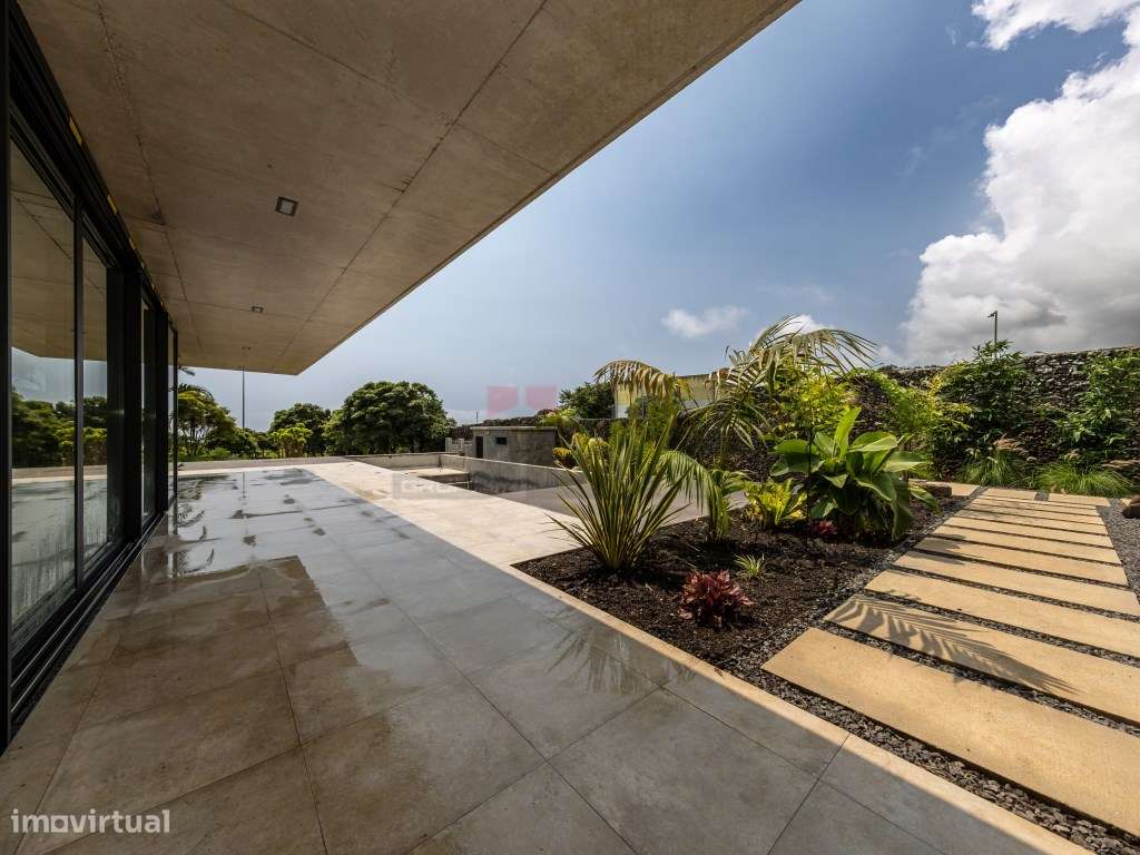 Refúgio Exclusivo com Vista Mar em São Roque, São Miguel-15