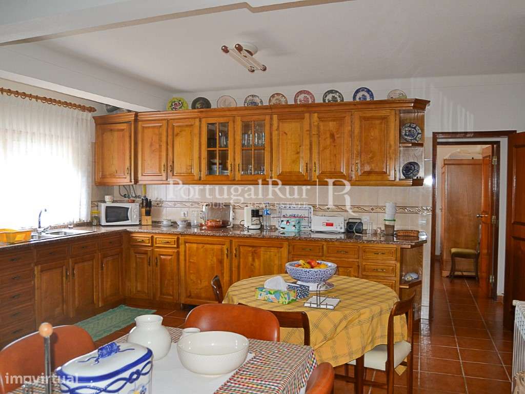 Moradia T4 Remodelada em Proença-a-Nova perto de praia Fluvial - Grande imagem: 5/41