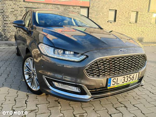 Ford Mondeo 2.0 EcoBoost Start-Stopp Autom Vignale - 3