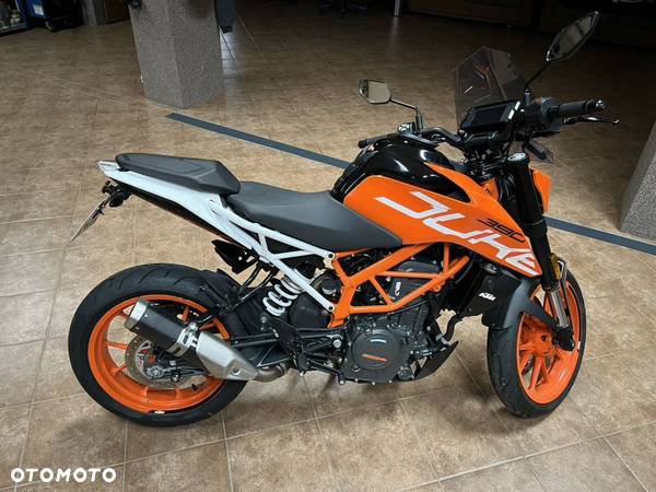 KTM Duke - 4