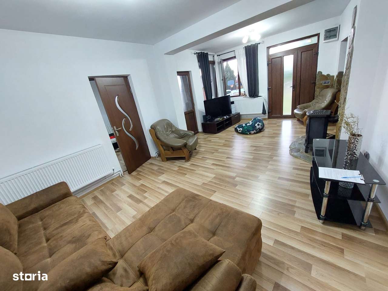 COMISION 0 Casa 140 mp, 1300 mp teren, 4 camere, Razvad - Imagine principală: 2/16