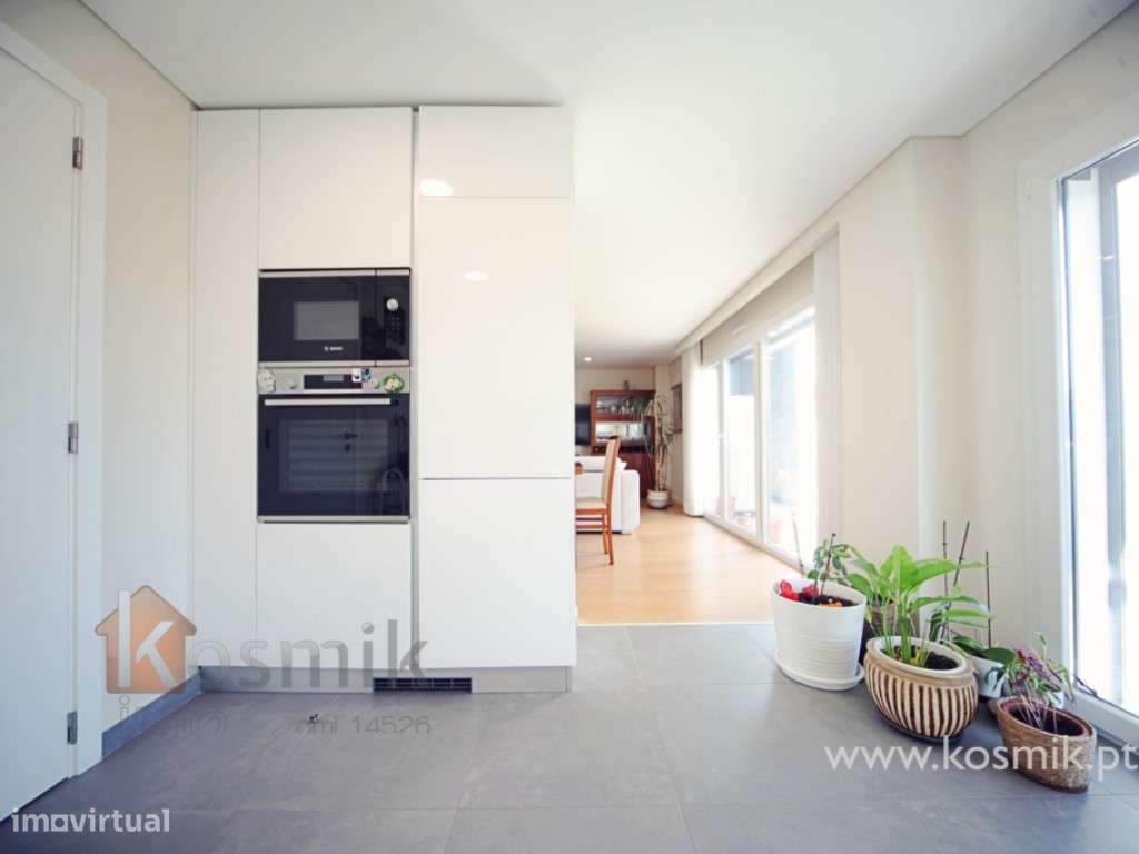 T2 ODIVELAS . PAIÃ :: SEMINOVO : Equipado : Garagem : Arrecadação-26