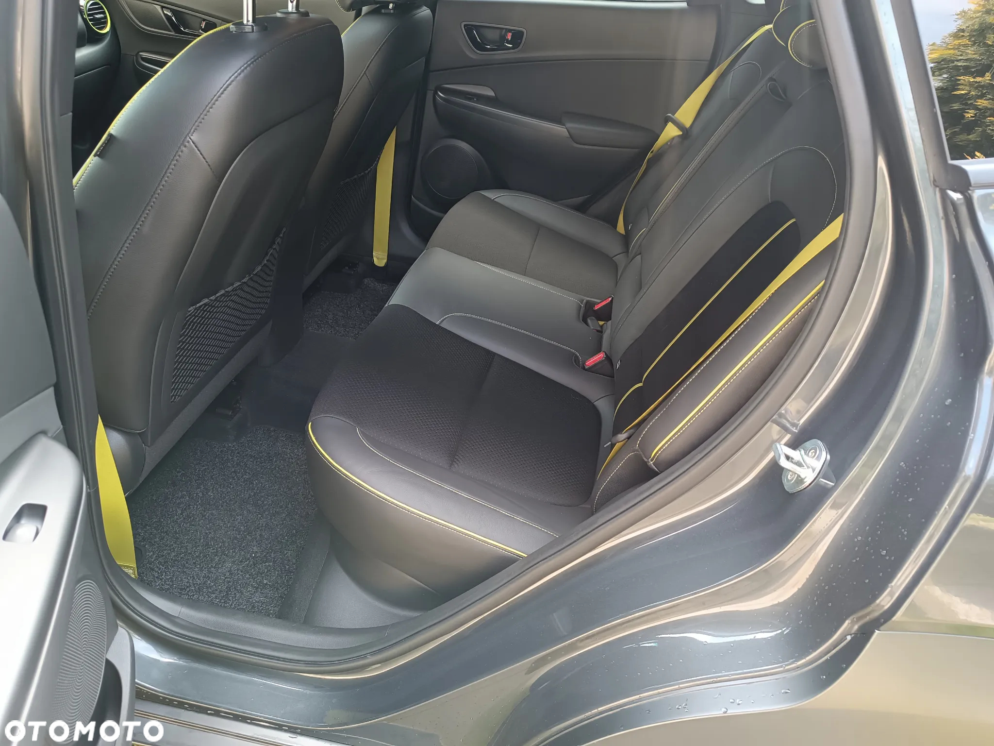 Hyundai Kona 1.6 T-GDI DCT 4WD Premium - 11