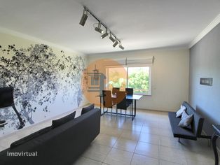 Apartamento T2 Porta Nova com garagem...