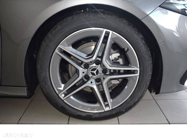 Mercedes-Benz A 200 7G-DCT AMG Line Advanced Plus - 19