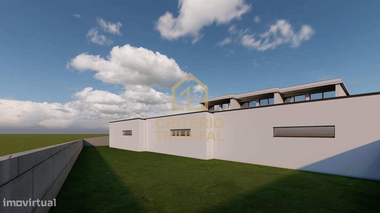 Moradia em Banda T3 em Moure - 2-13