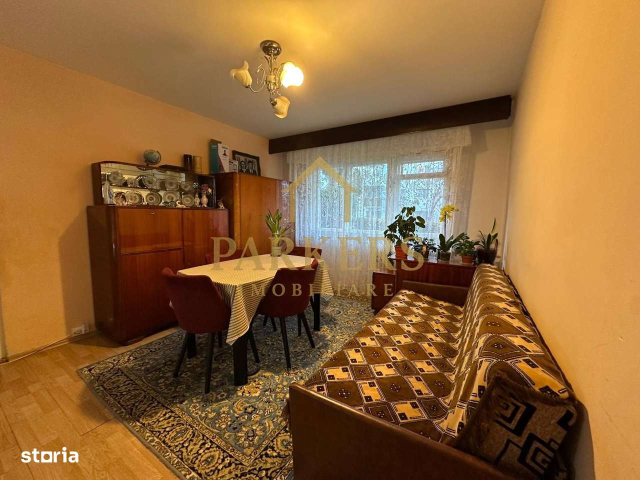 Apartament 3 camere semidecomandat de vanzare zona Manastur-0